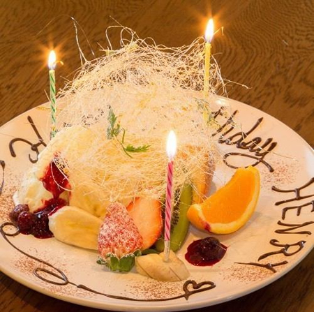 特徴５誕生日・記念日のお祝いにメッセージ付デザートプレート